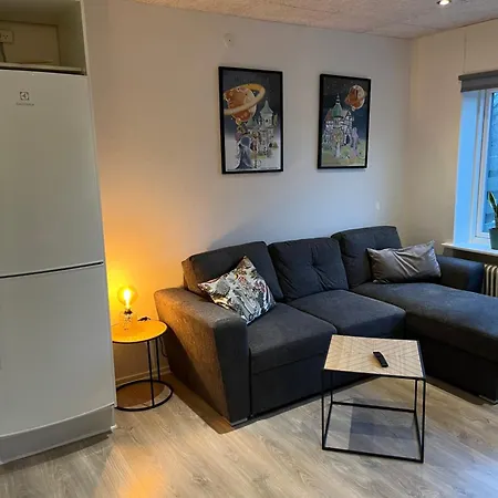 Of Bricks 7 Apartment *